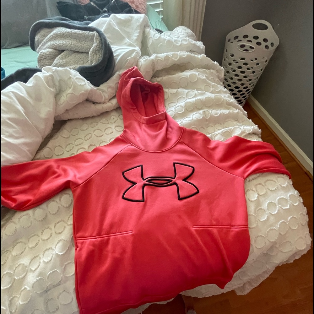under armour sweashirt, womens xs, coral pink